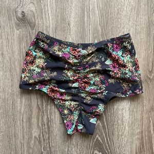 Cleo The Hurricane high waist bottoms
